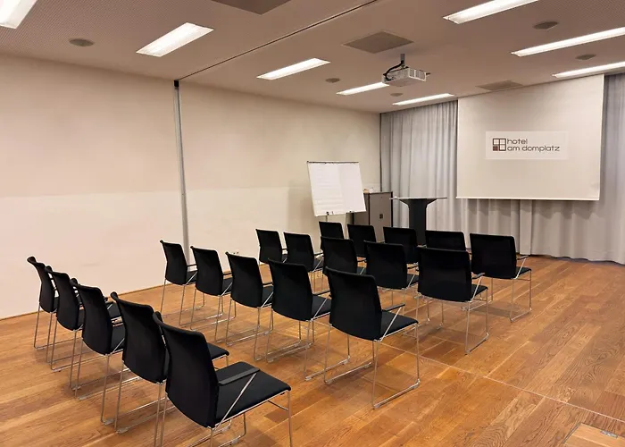 Hotel Am Domplatz - Adult Only Linec